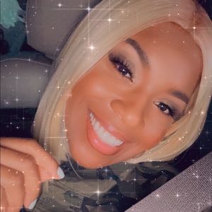 Meet your Posher, Destinie